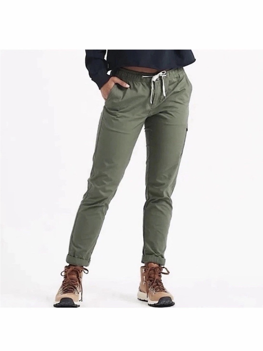 Vuori Olive Cargo Drawstring Pants